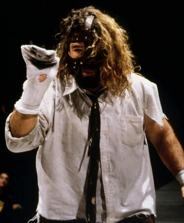 mick foley (su personaje de MANKIND)